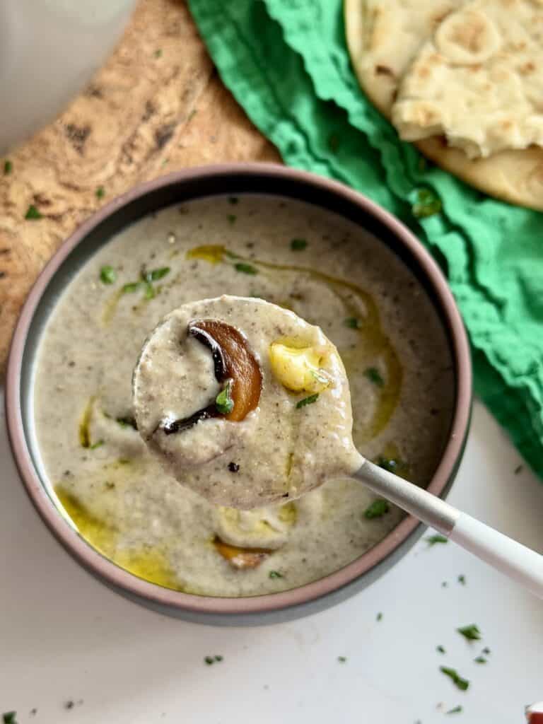 Creamy Mushroom Cauliflower Soup